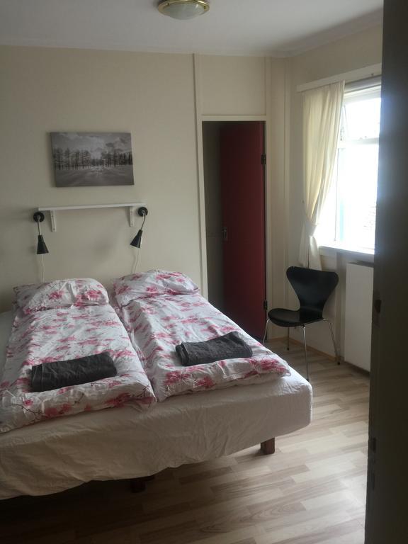 Litla Guesthouse Исафьордур Экстерьер фото